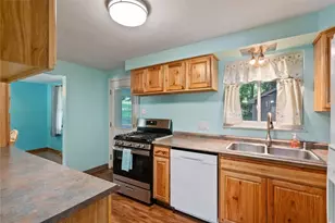 113 5th Ave, West Mifflin, PA 15122 - Photo 13