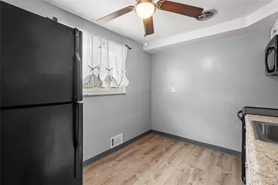 3139 Glendale Ave, Pittsburgh, PA 15227 - Photo 17