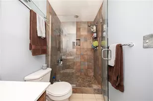 602 Berrington Ct, Bethel Park, PA 15102 - Photo 23
