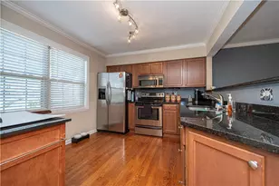 602 Berrington Ct, Bethel Park, PA 15102 - Photo 5