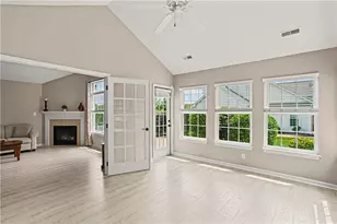 1102 Wealdstone Rd, Cranberry Township, PA 16066 - Photo 5