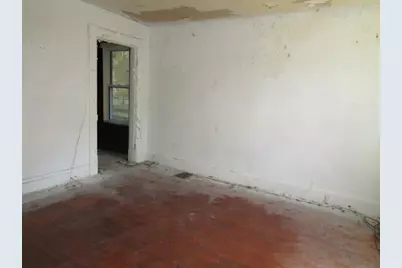 303 Flowers Ave, Pittsburgh, PA 15207 - Photo 15