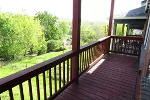 327 Quincy Ave, Pittsburgh, PA 15210 - Photo 15