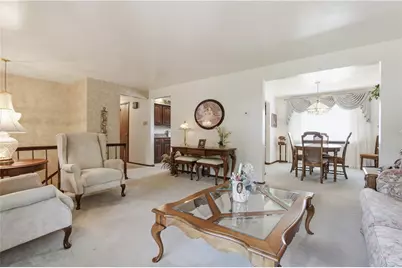1031 Sharon Dr, Rostraver, PA 15012 - Photo 7