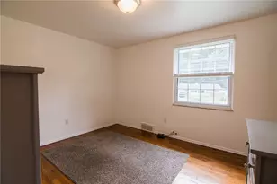138 Matterhorn Rd, Monroeville, PA 15146 - Photo 9