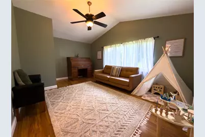 211 N 18th Ave, New Brighton, PA 15066 - Photo 13