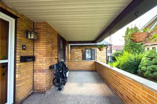 211 N 18th Ave, New Brighton, PA 15066 - Photo 25