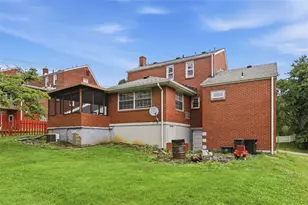 272 Lynn Dr, Pittsburgh, PA 15236 - Photo 37