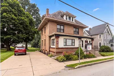 208 W New Castle St, Zelienople, PA 16063 - Photo 3