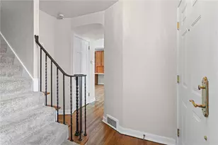 595 Kenilworth Dr, Pittsburgh, PA 15228 - Photo 5