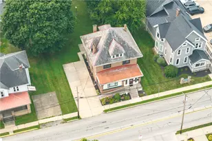 208 W New Castle St, Zelienople, PA 16063 - Photo 37