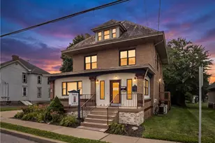 208 W New Castle St, Zelienople, PA 16063 - Photo 1
