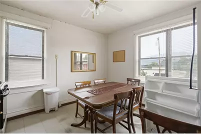 208 W New Castle St, Zelienople, PA 16063 - Photo 23