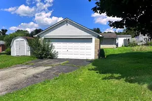 638 Painter St, Everson, PA 15631 - Photo 3