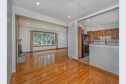 456 Regency Dr, Pittsburgh, PA 15239 - Photo 7