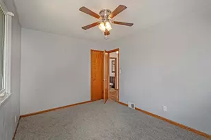 456 Regency Dr, Pittsburgh, PA 15239 - Photo 13