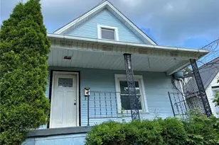 255 Hamilton Ave, Farrell, PA 16121 - Photo 7