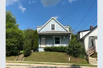 255 Hamilton Ave, Farrell, PA 16121 - Photo 3