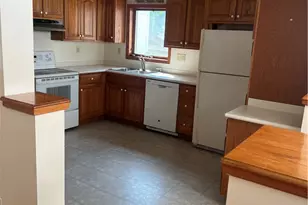121 Hamilton Ave, Vandergrift, PA 15690 - Photo 7