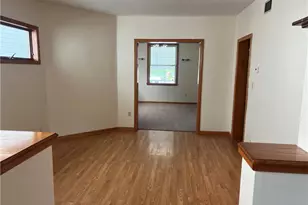 121 Hamilton Ave, Vandergrift, PA 15690 - Photo 5