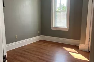 121 Hamilton Ave, Vandergrift, PA 15690 - Photo 11