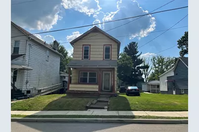 922 Emerson Ave, Farrell, PA 16121 - Photo 1