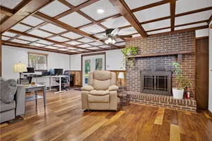 111 Green Oak Ln, Scott Township, PA 15220 - Photo 17