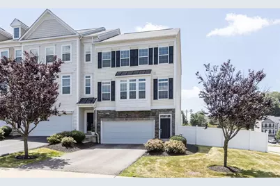 1 Roosevelt Dr, Kennedy Township, PA 15136 - Photo 1
