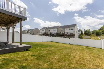 1 Roosevelt Dr, Kennedy Township, PA 15136 - Photo 3