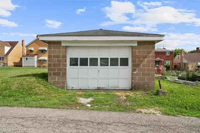 129 E Schwab Ave, Munhall, PA 15120 - Photo 29