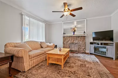 129 E Schwab Ave, Munhall, PA 15120 - Photo 5