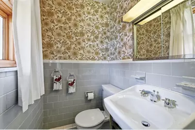 111 Joan Dr, Pittsburgh, PA 15209 - Photo 15