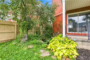 1227 Sycamore St, Connellsville, PA 15425 - Photo 35