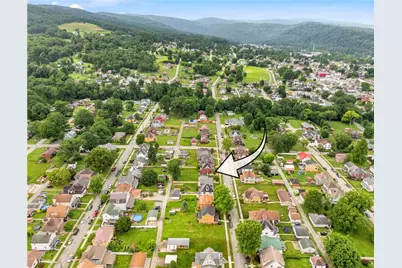 1227 Sycamore St, Connellsville, PA 15425 - Photo 43