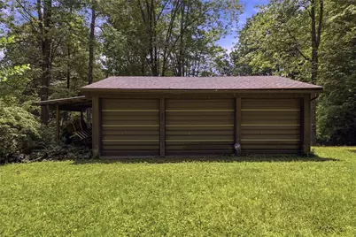 3109 Lake Rd, North Beaver Township, PA 16102 - Photo 5