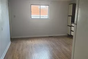 3221 Harcum Wy, Pittsburgh, PA 15203 - Photo 7