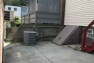 3221 Harcum Wy, Pittsburgh, PA 15203 - Photo 15