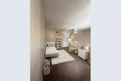 3221 Harcum Way, Pittsburgh, PA 15203 - Photo 11