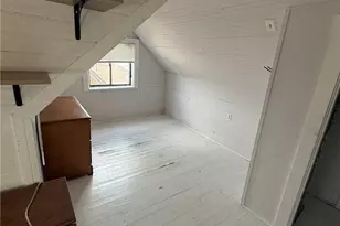 3221 Harcum Wy, Pittsburgh, PA 15203 - Photo 13