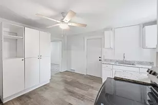 1229 Success St, Marshall Shadeland, PA 15212 - Photo 17