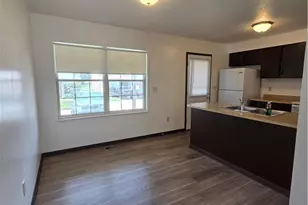 111 E Pike St, Canonsburg, PA 15317 - Photo 7