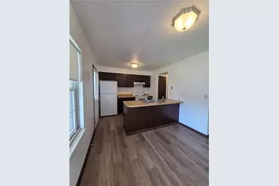 111 E Pike St, Canonsburg, PA 15317 - Photo 11