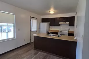 111 E Pike St, Canonsburg, PA 15317 - Photo 9