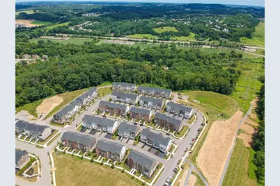 115 Sample Ln, Cranberry Township, PA 16066 - Photo 5