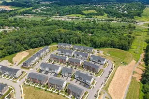 115 Sample Ln, Cranberry Township, PA 16066 - Photo 5