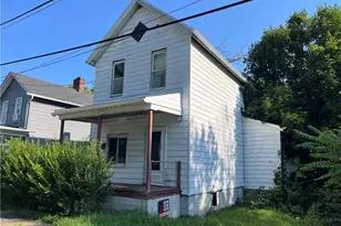 482 Liberty Ave, Donora, PA 15033 - Photo 1