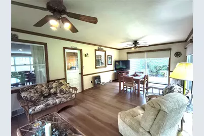 106 Elise Dr, Center Township, PA 16001 - Photo 21