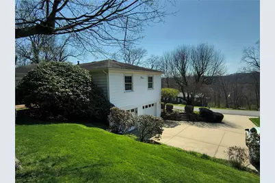 106 Elise Dr, Center Township, PA 16001 - Photo 39
