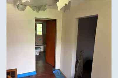 231 Modisette Ave, Donora, PA 15033 - Photo 3