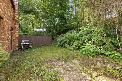 852 Killarney Dr, Pittsburgh, PA 15234 - Photo 25